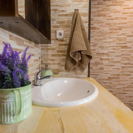 Vivelorural Casa Besan Grupos Con Piscina *